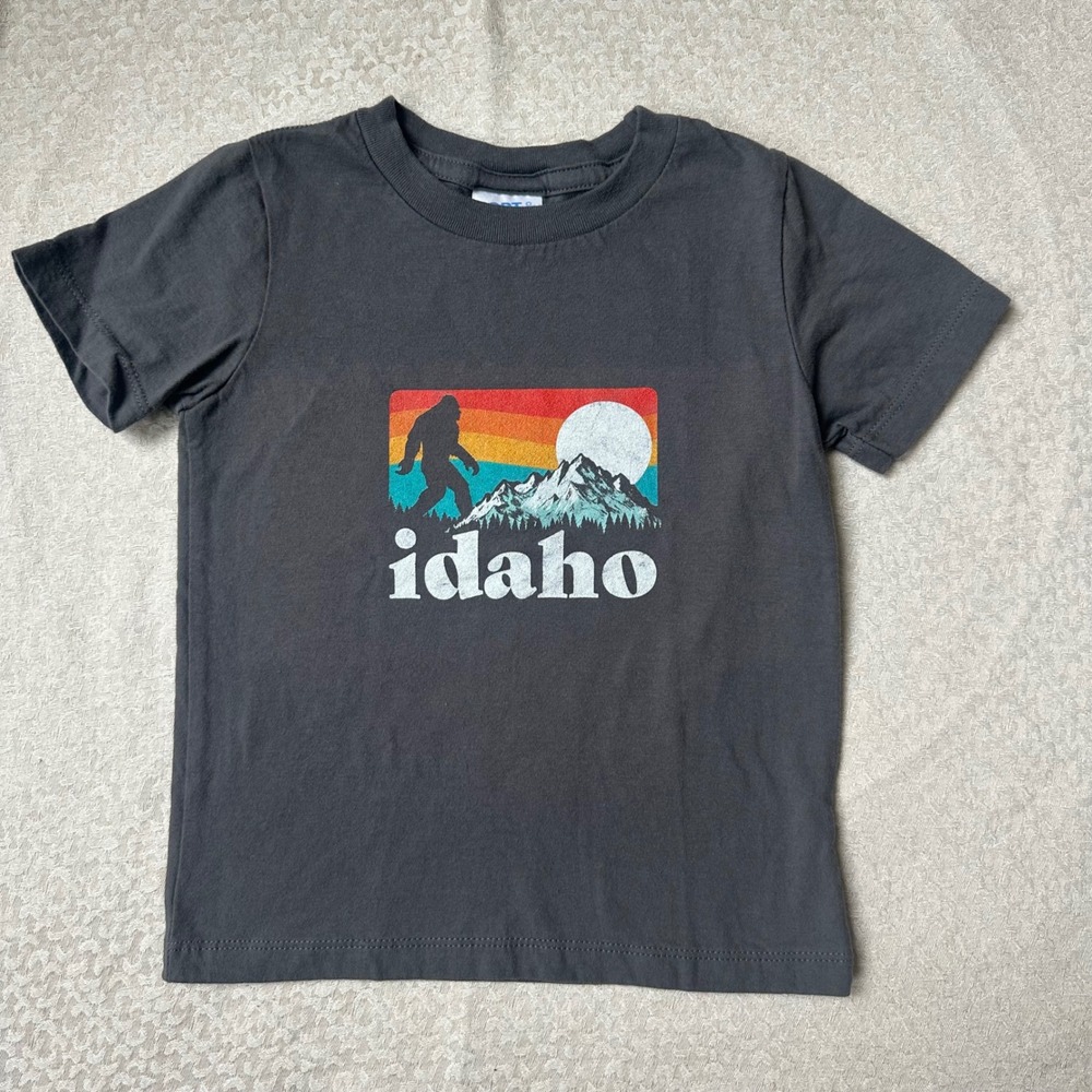 Idaho Bigfoot Toddler T-Shirt Port & Company NWOT 2T Mountains Sasquatch
